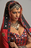 Gabriela Bertante Hot Photos